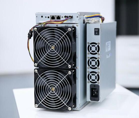 Assembly of mining rigs